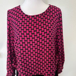 Forever 21 Black and Hot Pink Geometric Print Long Sleeve Blouse